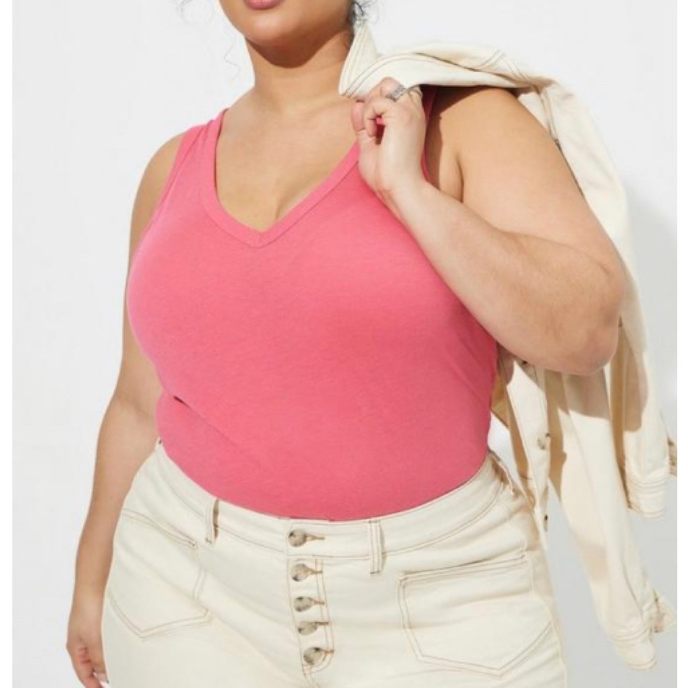 🆕 Girlfriend Signature Jersey V-Neck Tank Top 1 1X 14 16 NWT Torrid New! Pink